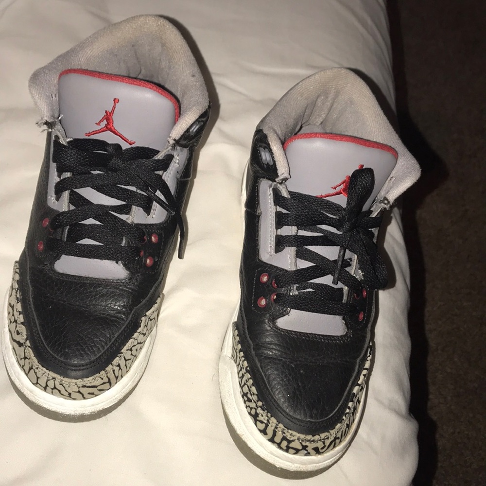 Black cement 3s